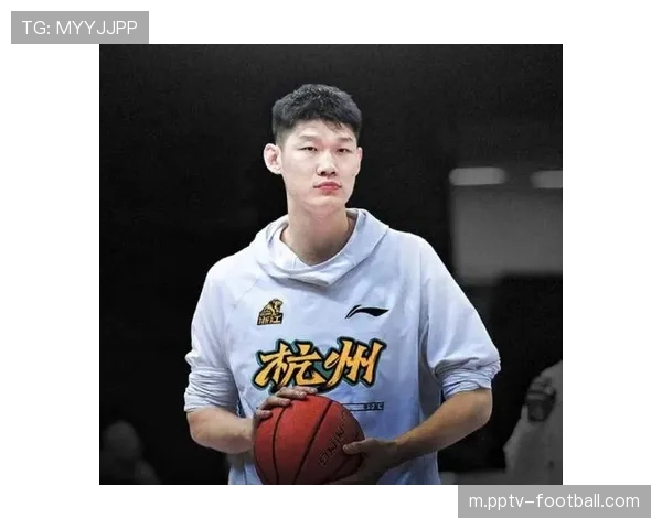 胡金秋中距离稳定性 内线得分保障面对包夹策略 胡金秋中距离稳定性 内线得分保障面对包夹策略